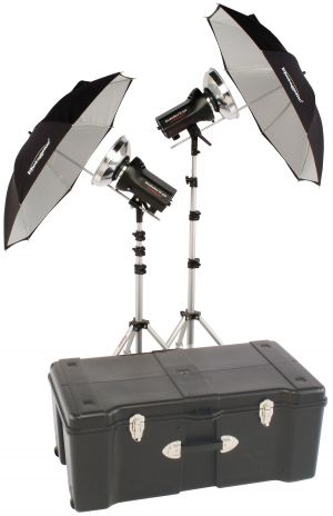 2-AK320 Lights2-UW45 Umbrellas2-TALS8 Air-Cushioned Stands1-AK04PC Case with Wheels